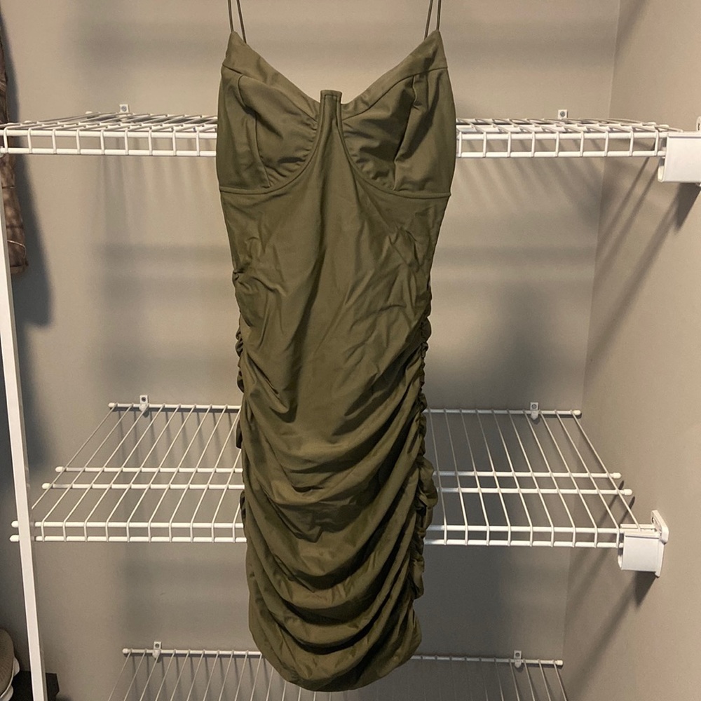 NWOT * Tiger Mist Olive Ruched Mini Dress in Size Small